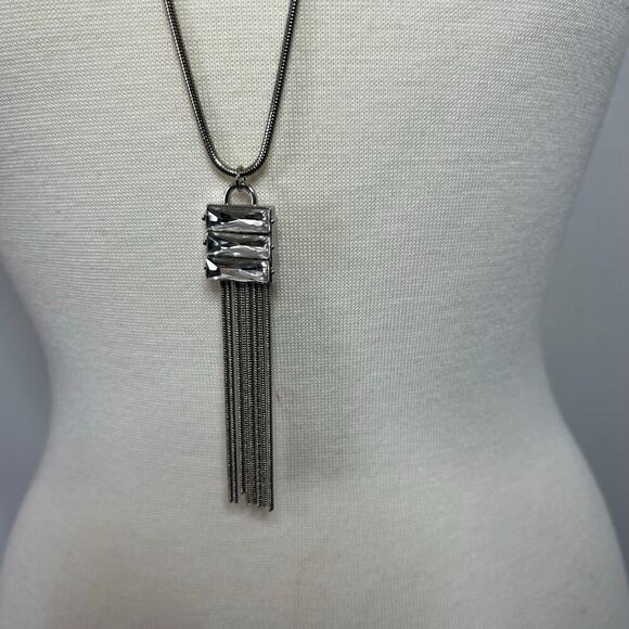 White House Black Market Silver Plated Fashion Necklace - Picture 3 of 5